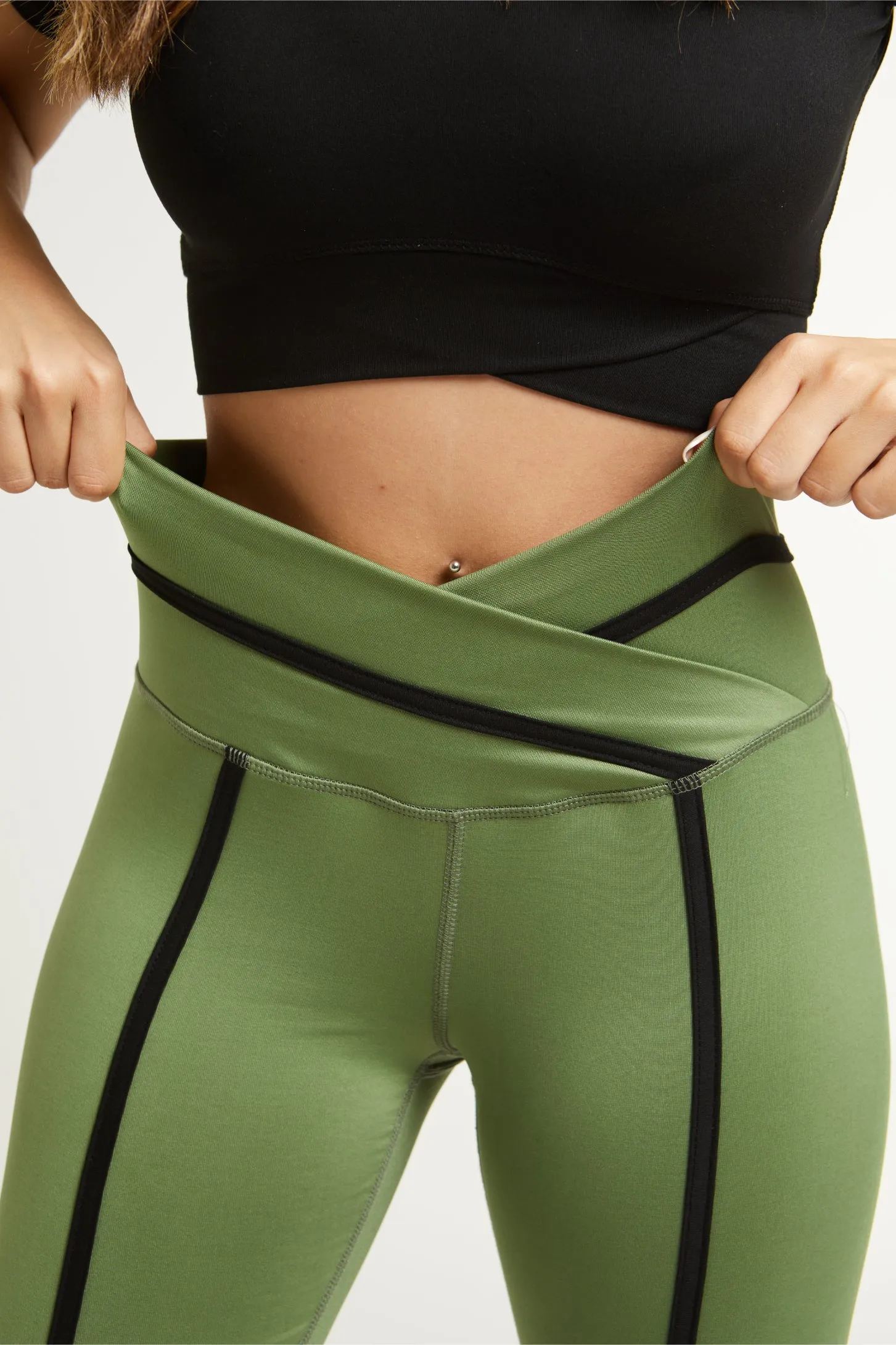 ALAYA LEGGINGS - KHAKI