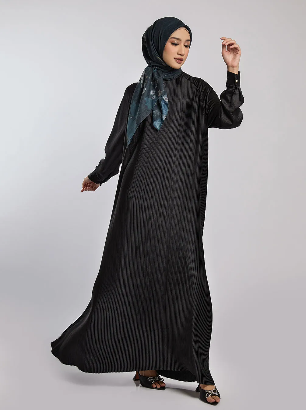 DENA DRESS PLAIN BLACK