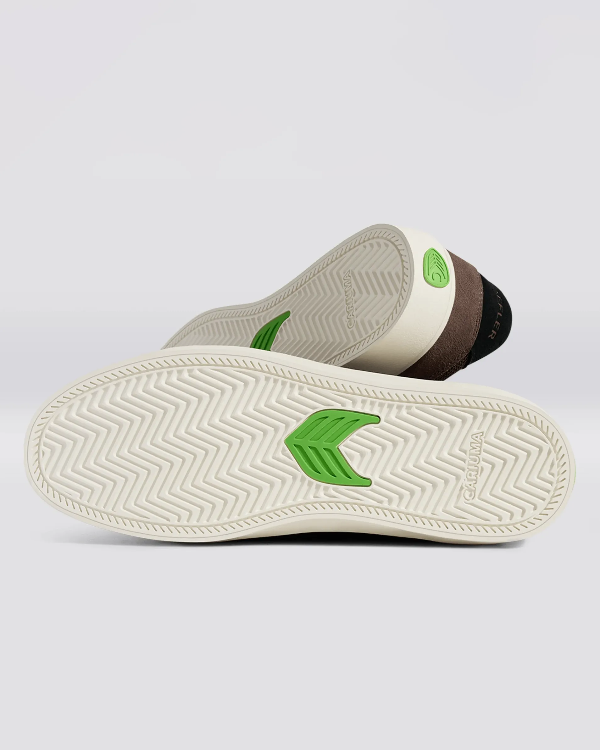 Hoefler T20 Shoes in Khaki Suede & Black