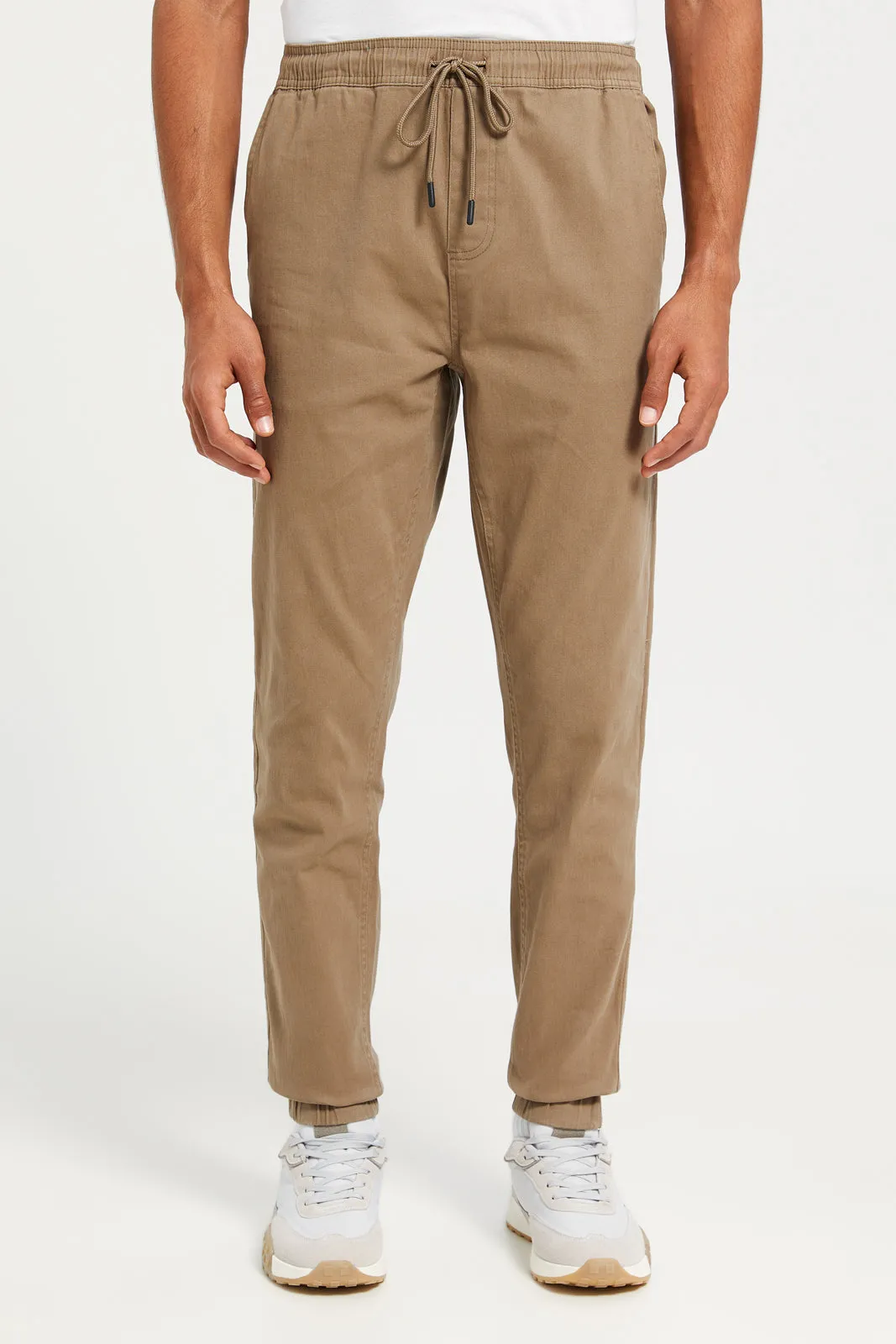 Men Beige Slim Fit Pull On Trousers