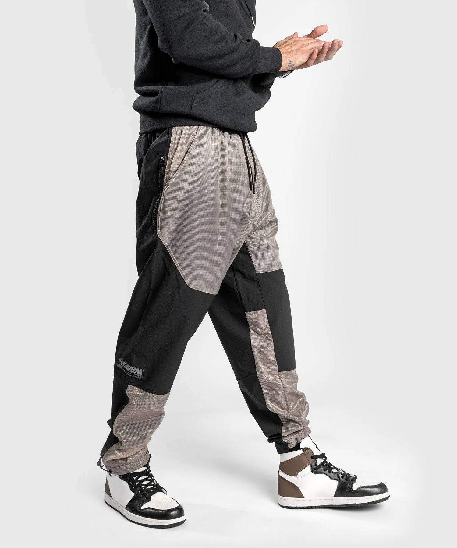 Pantalones Jogger Laser XT - Oversize - Negro/Arena